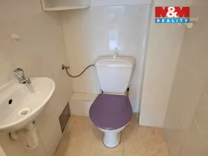 Pronájem bytu 3+1, Praha - Kobylisy, Mirovická, 76 m2