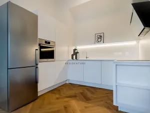 Pronájem bytu 2+kk, Praha - Nové Město, Dlážděná, 67 m2