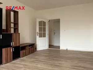 Pronájem bytu 3+1, Kladno, Poštovní náměstí, 89 m2