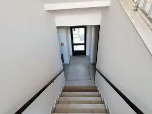 Prodej bytu 2+kk, Praha - Pitkovice, Lošáková, 67 m2