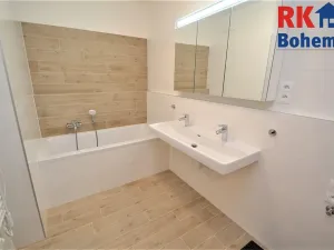 Pronájem bytu 4+kk, Vestec, Nezvalova, 103 m2