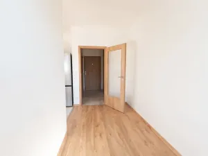 Pronájem bytu 1+kk, Praha - Hlubočepy, Fabiánové, 30 m2