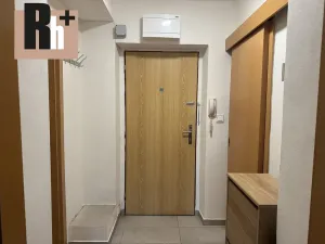 Pronájem bytu 2+1, Ostrava, Gurťjevova, 49 m2