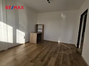 Pronájem bytu 1+1, Kolín, Dělnická, 31 m2