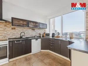 Prodej rodinného domu, Loza, 189 m2