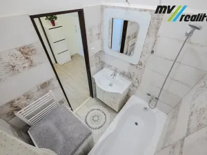 Prodej bytu 1+1, Milovice, Topolová, 44 m2