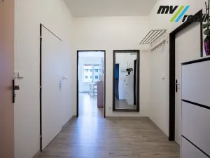 Prodej bytu 1+1, Milovice, Topolová, 44 m2