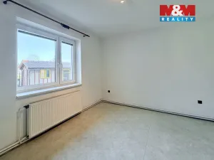 Pronájem rodinného domu, Pardubice - Svítkov, Hradčanská, 90 m2