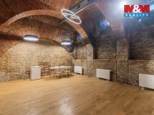 Prodej komerční nemovitosti, Kroměříž, Tovačovského, 43 m2