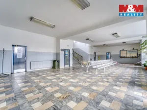 Pronájem obchodního prostoru, Klatovy - Klatovy III, Nádražní, 103 m2
