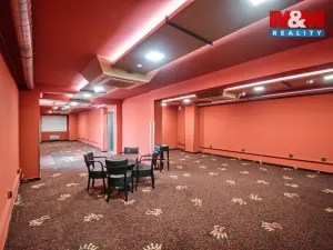Pronájem obchodního prostoru, Rožnov pod Radhoštěm, Meziříčská, 180 m2