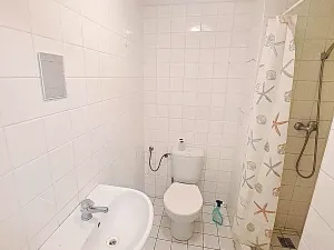 Pronájem bytu 1+kk, Praha - Radotín, Vrážská, 26 m2