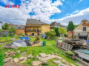 Prodej vícegeneračního domu, Úterý, 677 m2