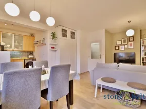 Prodej bytu 3+kk, Praha - Lysolaje, Sídlištní, 69 m2