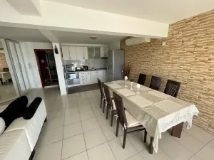 Prodej bytu 3+kk, Сеоце, Černá Hora, 61 m2