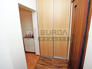 Prodej bytu 2+1, Neratovice, 53 m2