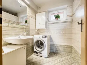 Prodej rodinného domu, Třebnouševes, 400 m2