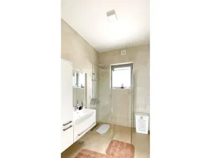 Prodej vily, Kumbor, Černá Hora, 320 m2