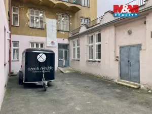 Pronájem kanceláře, Praha - Karlín, Sokolovská, 174 m2