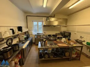 Pronájem restaurace, Horní Maršov, Třída Josefa II., 320 m2