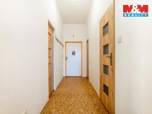 Prodej bytu 2+1, Suchdol nad Lužnicí, sídl. Na Pražské, 50 m2