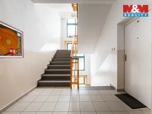 Prodej bytu 2+1, Suchdol nad Lužnicí, sídl. Na Pražské, 50 m2