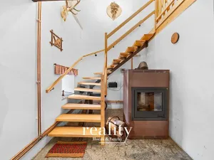 Prodej rodinného domu, Řásná, 179 m2