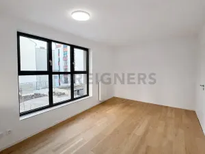Pronájem bytu 2+kk, Brno, Bratislavská, 60 m2