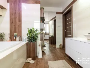 Prodej bytu 2+kk, Ostrava, Vrázova, 79 m2