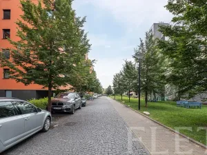 Pronájem bytu 2+kk, Praha - Holešovice, V přístavu, 70 m2