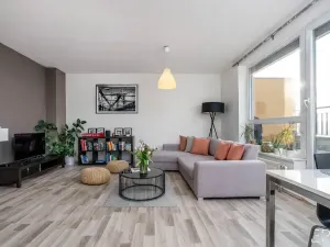 Pronájem bytu 4+kk, Praha - Vysočany, Pod Harfou, 82 m2