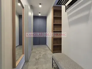 Pronájem bytu 2+kk, Praha - Žižkov, Blahníkova, 51 m2