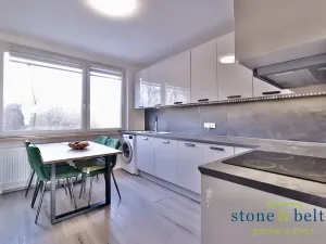 Prodej bytu 3+1, Praha - Černý Most, Bryksova, 77 m2