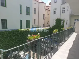 Pronájem bytu 5+1, Praha - Karlín, Pobřežní, 168 m2