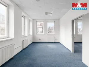 Pronájem kanceláře, Kladno, Čechova, 167 m2