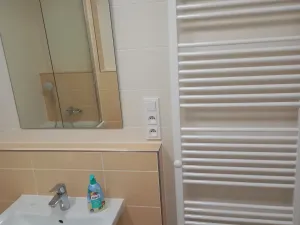 Pronájem bytu 1+kk, Praha - Hloubětín, Za černým mostem, 36 m2