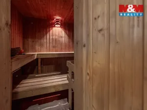 Prodej rodinného domu, Hradešín, 350 m2