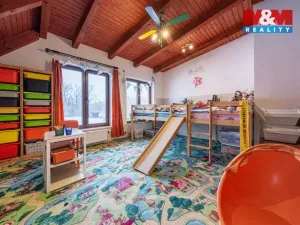 Prodej rodinného domu, Hradešín, 350 m2