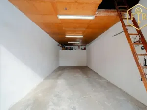 Prodej rodinného domu, Petrovice, 246 m2