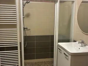 Pronájem bytu 2+kk, Praha - Kyje, Sicherova, 51 m2