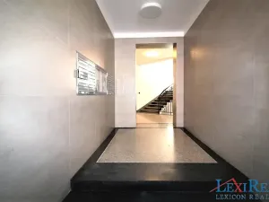 Pronájem bytu 2+kk, Praha - Libeň, Pod Čertovou skalou, 39 m2