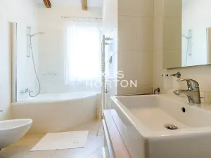 Pronájem bytu 1+kk, Praha - Vinohrady, Italská, 38 m2