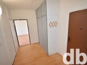 Pronájem bytu 2+1, Toužim, Sídliště, 53 m2