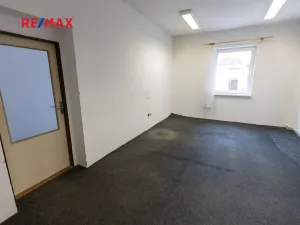 Prodej obchodního prostoru, Město Albrechtice, Míru, 1427 m2