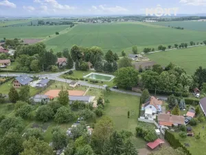 Prodej pozemku pro bydlení, Vinary, 1735 m2