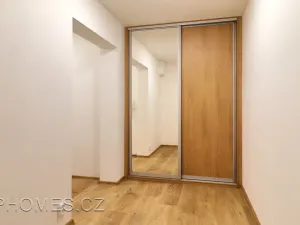Pronájem bytu 2+kk, Praha - Stodůlky, Kettnerova, 60 m2