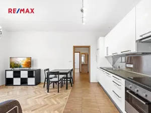 Prodej bytu 3+kk, Praha - Dejvice, Studentská, 82 m2