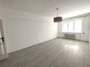 Pronájem bytu 2+1, Ostrava - Poruba, Čkalovova, 65 m2