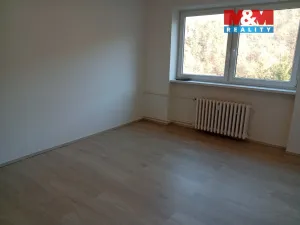 Pronájem bytu 2+1, Solenice, 51 m2
