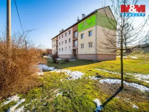 Prodej bytu 3+1, Čistá, 70 m2